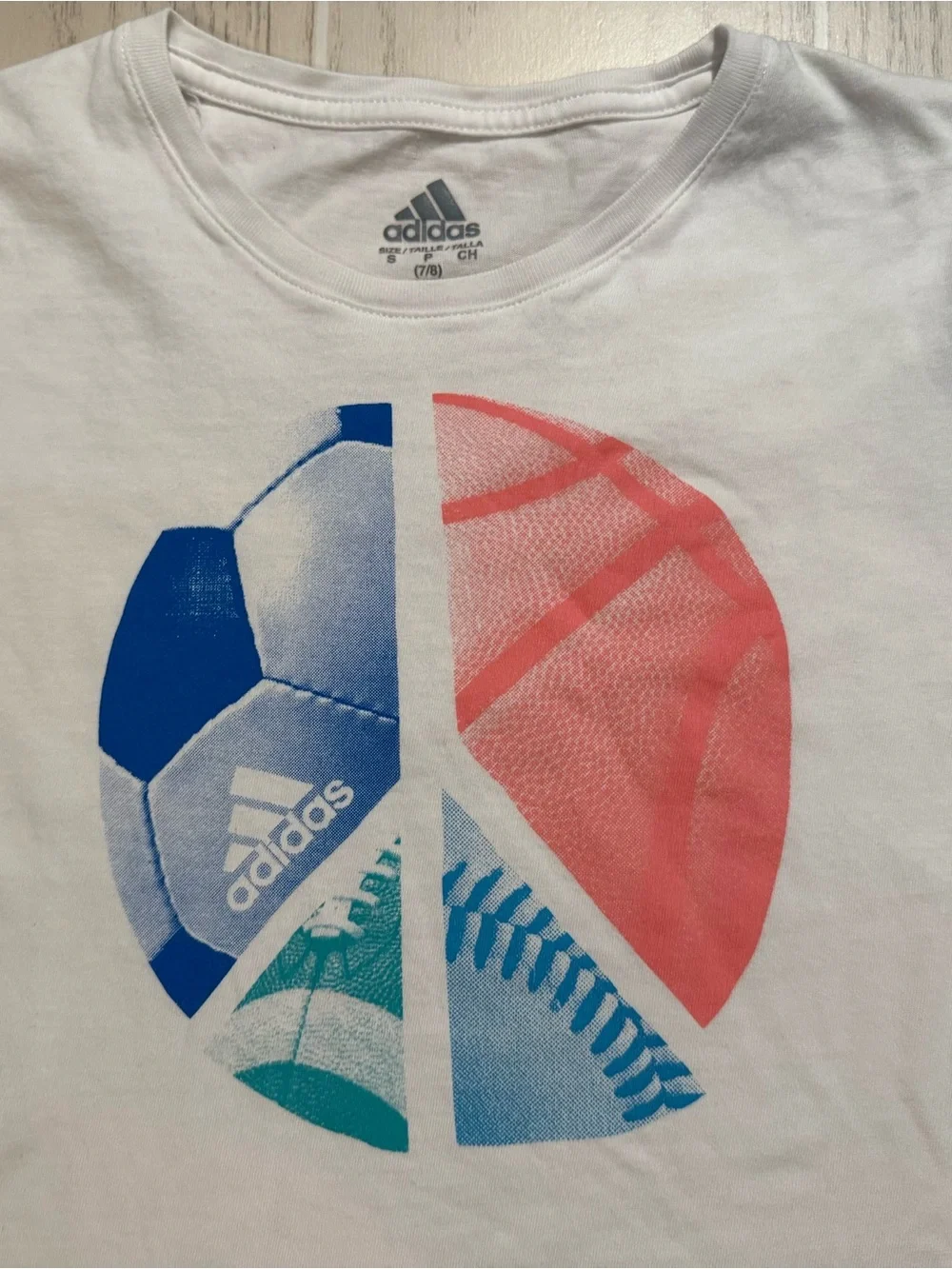adidas Girls 7/8 White Sports Peace Graphic Short‎ Sleeve Tee